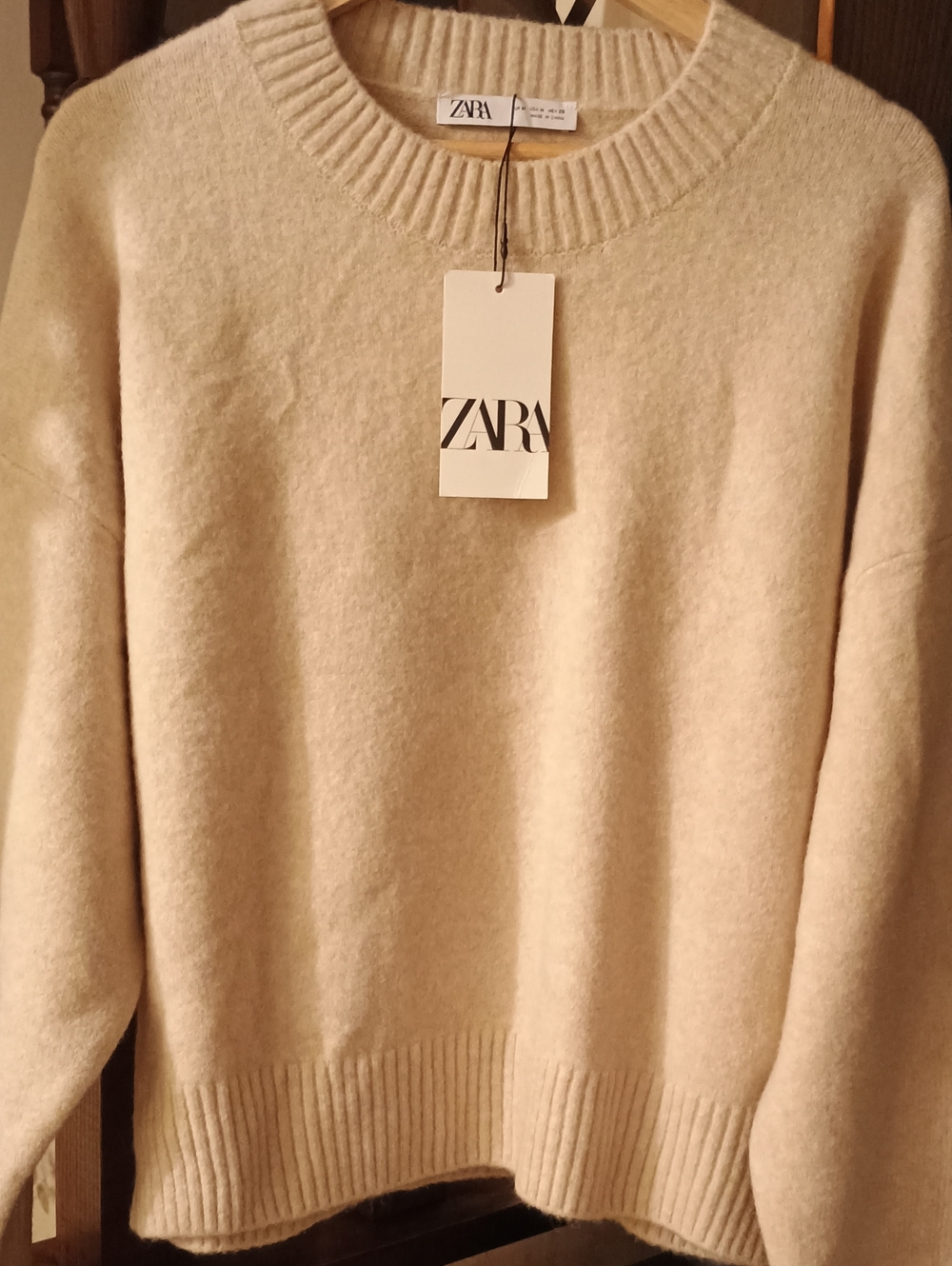 NWT Zara Soft Knit Oatmeal Crewneck Pullover Sweater Size Medium